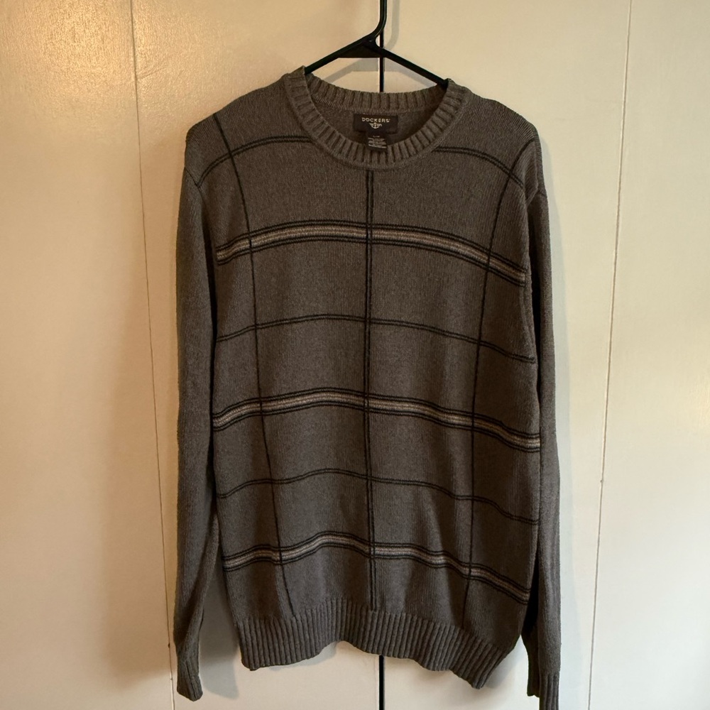 Dockers Men's Charcoal Crewneck Sweater with Windowpane Stripes